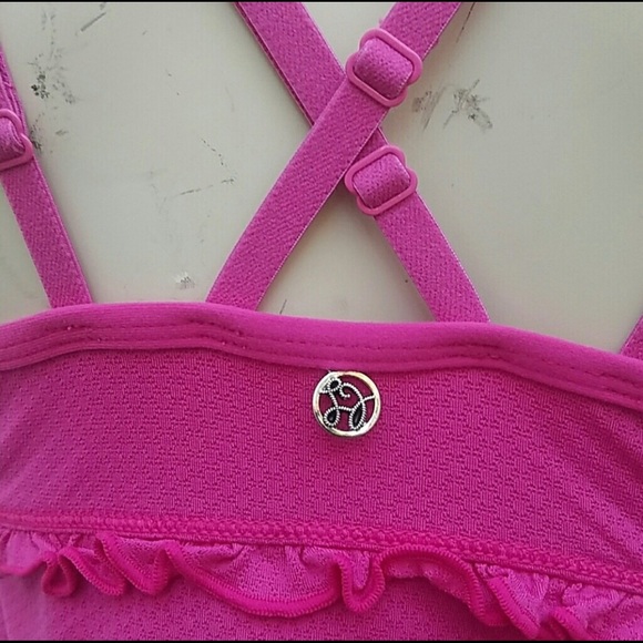 Lorna Jane Woman’s tank w built in bra - Picture 3 of 4